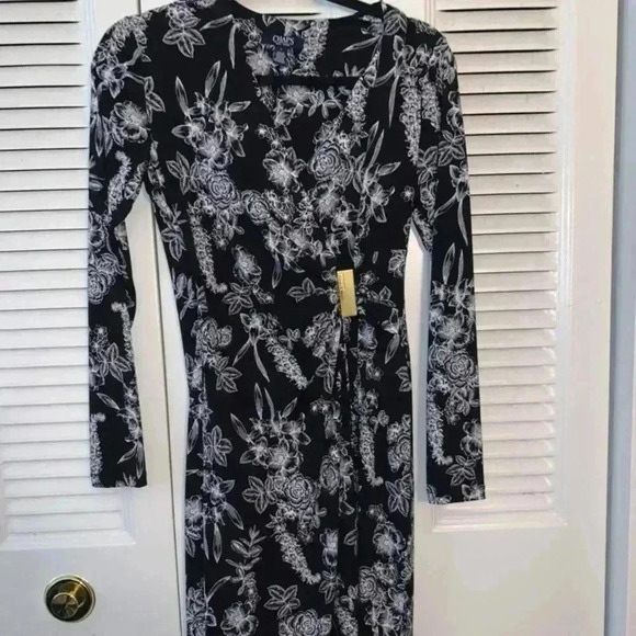 Chaps Wonen’s Size 4  Wrap Dress - Picture 1 of 2